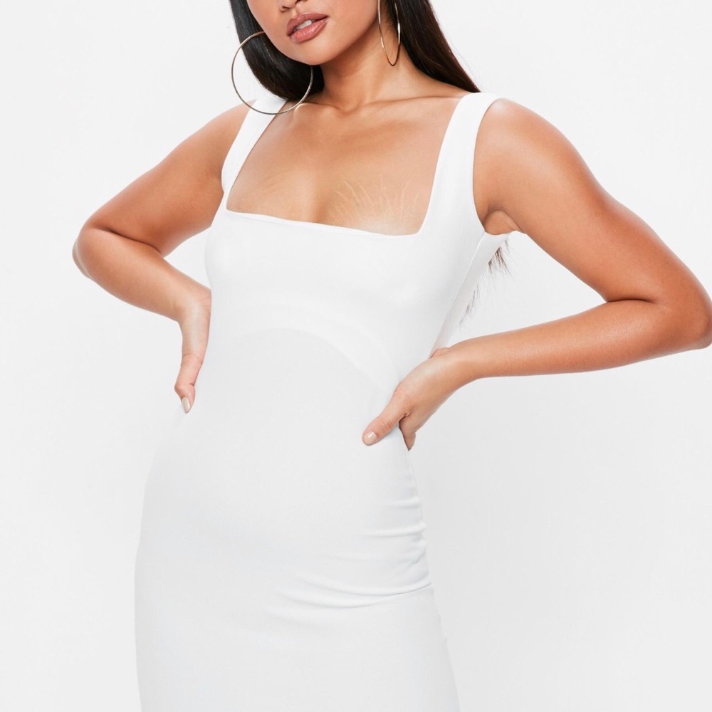 Mini whit body on dress